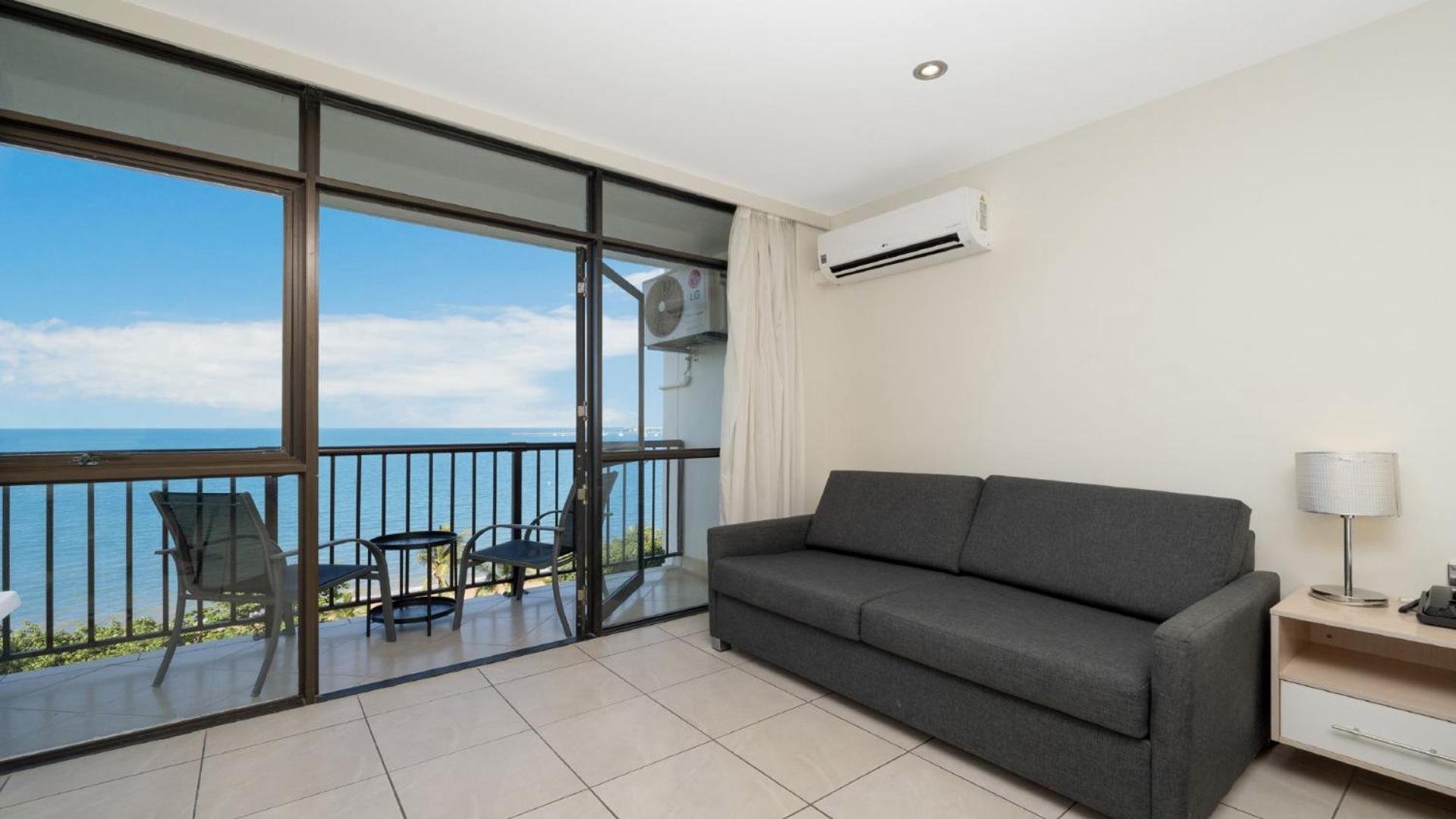 810 - Idyllic Location With Views * Townsville