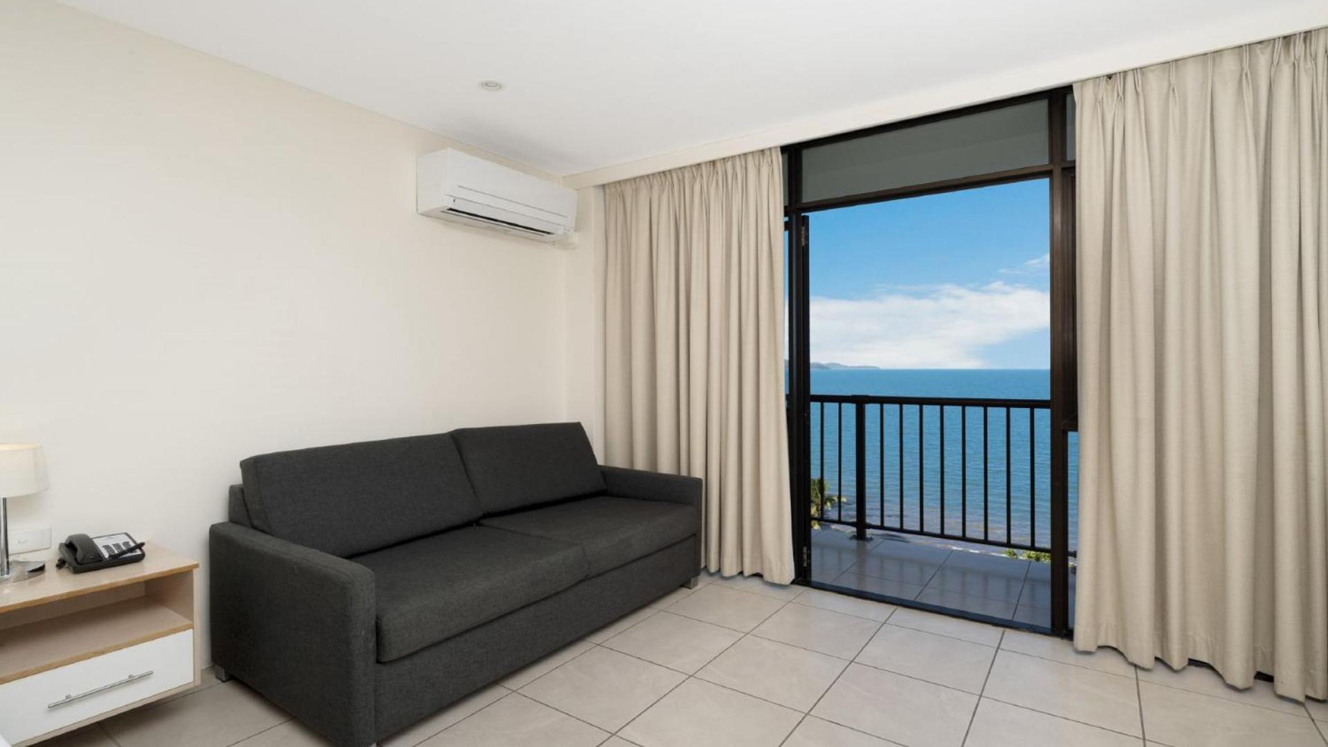 Holiday home 810 - Idyllic Location With Views *